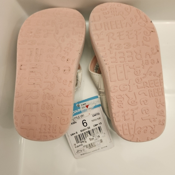 Reef Littel Uni Sandals Size 6 - Picture 2 of 3